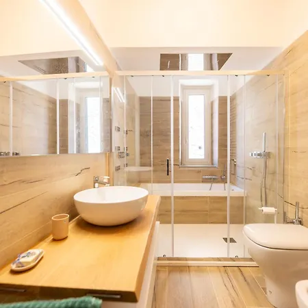 Daire Di Design Nel Centro Di *
