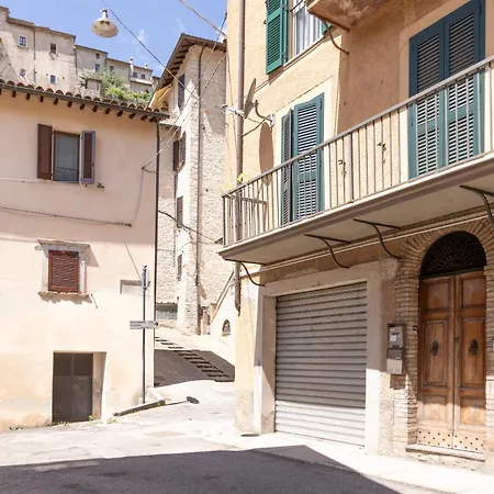 Di Design Nel Centro Di Daire Arrone